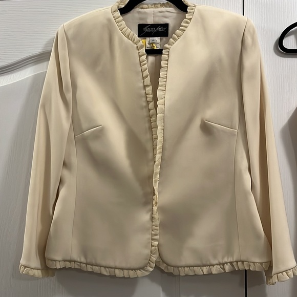 EUC Sunny Choi suit - Picture 2 of 14